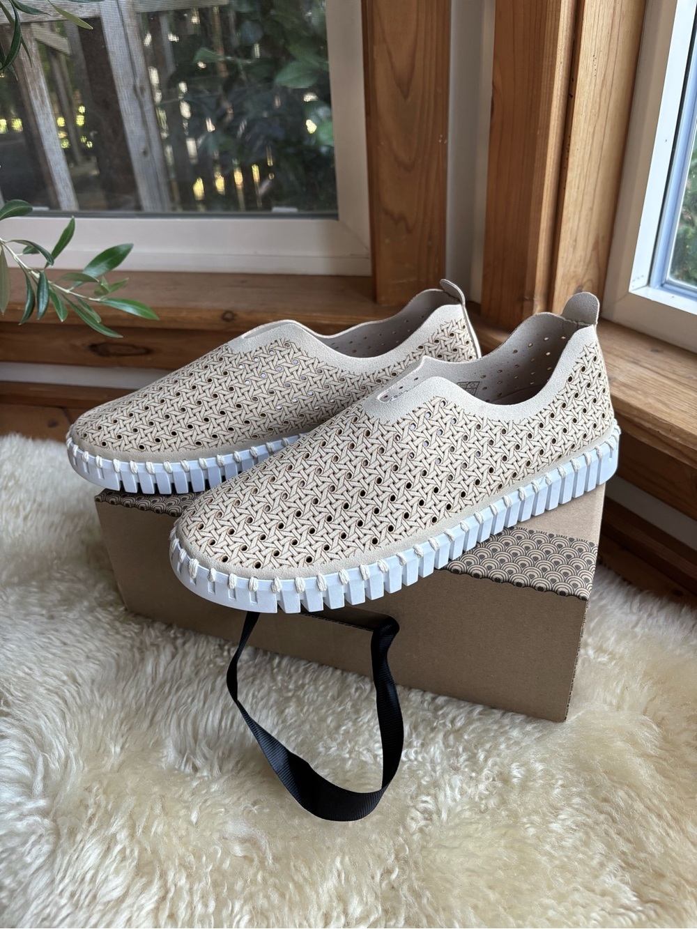 NWT Ilse Jacobsen Tulip Shoes
